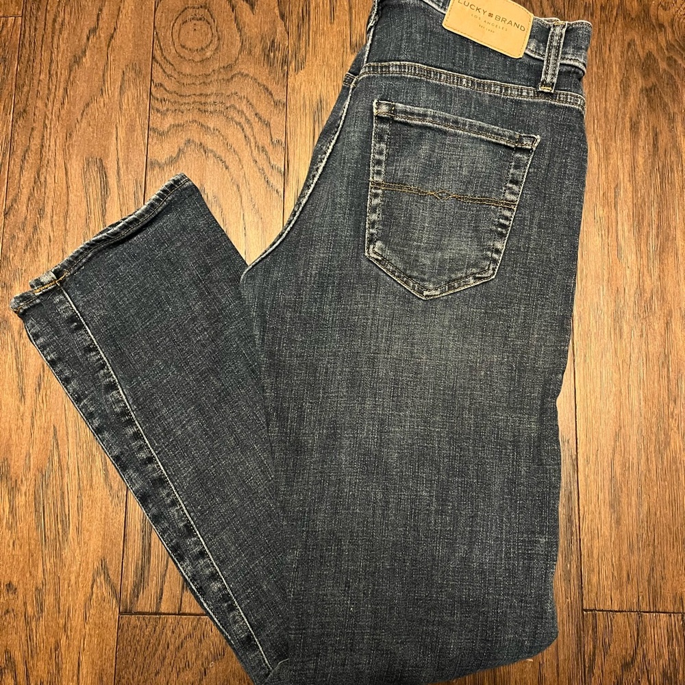30x32 Lucky Brand jeans men's 121 Heritage Slim Straight blue denim